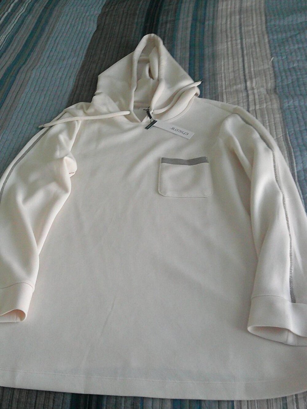 Chico's Zenergy Soft Scuba hoodie In Cream with silver Bead Accent Size 2 NWT